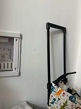 XXX chat uživo modela Selenaaaaa-