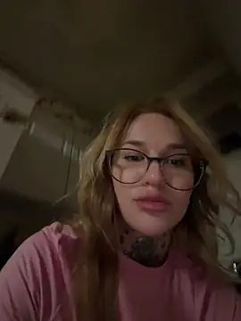 WowSarra 라이브 XXX 채팅