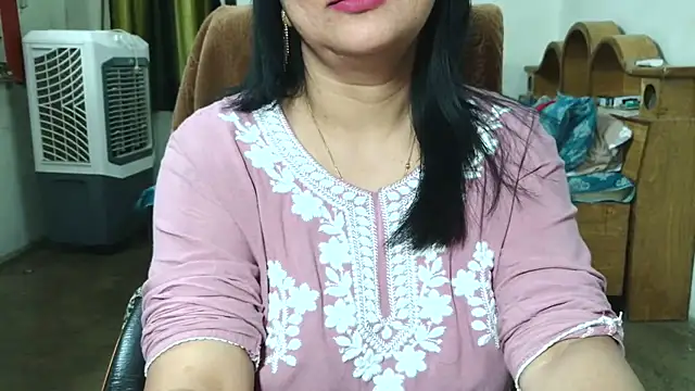 Živý XXX chat Cute_Mahi22