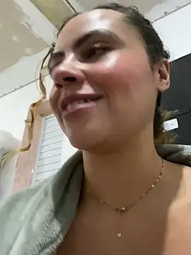 Chloe_Leaozinho - Controle do vibra no banho