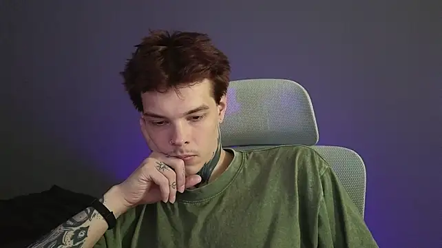DENIS_HERE Chat XXX live