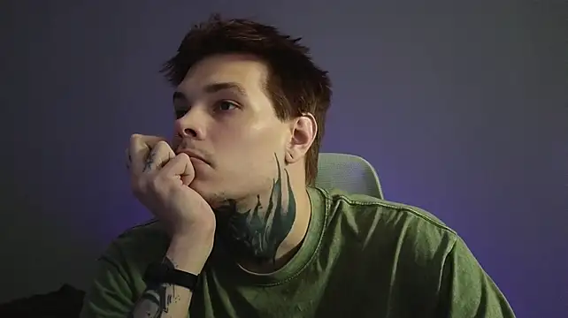 DENIS_HERE Live XXX Chat