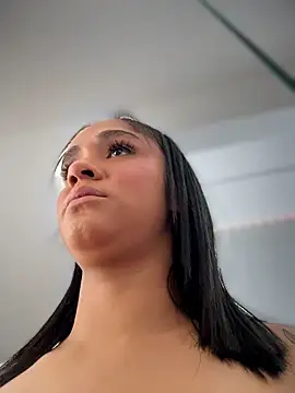 Isabella-Teen - Flash Tits🍒