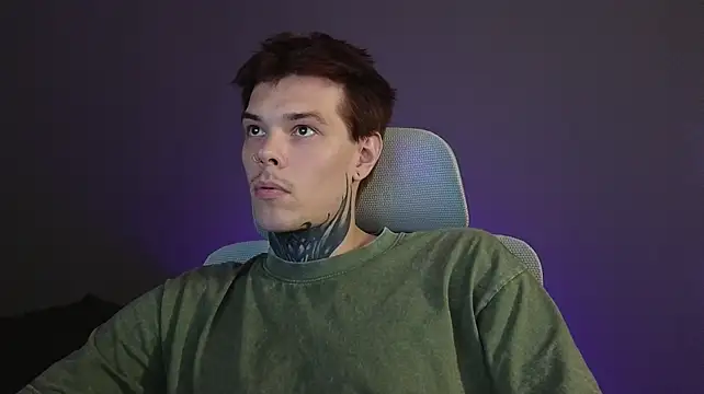 Онлайн чат XXX DENIS_HERE