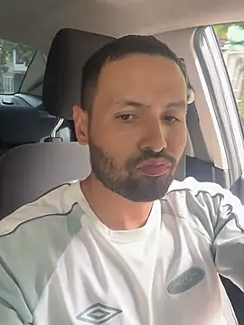 XXX chat uživo modela Valentinog