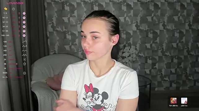 Kseni_a - Flash Pussy