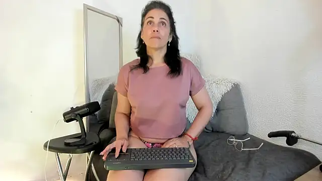 Girasol_walton - fingering ass