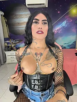 Chat XXX en directo de Nella_Dolls