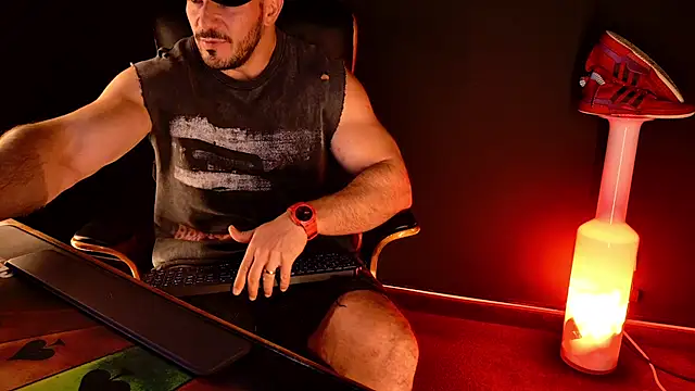 AngeloEric Live XXX-Chat