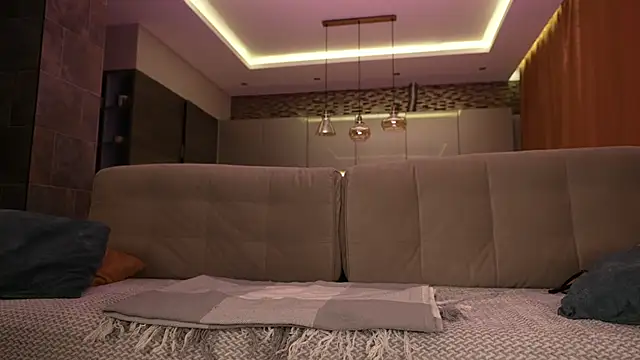 Miablueye live XXX chat