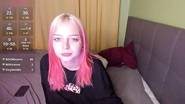 PetiteLia_ - spank ass no panties
