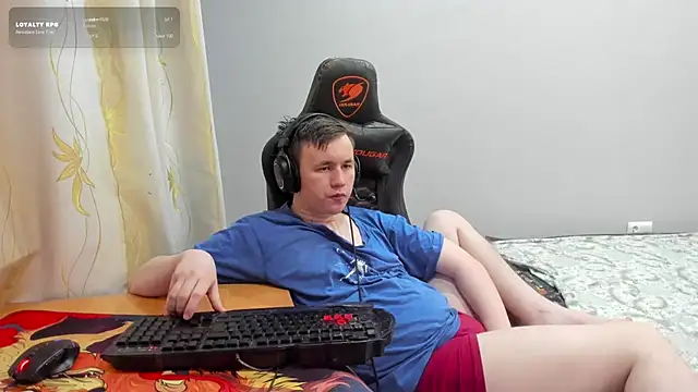 Show modela iliaskrislove na web-kameri