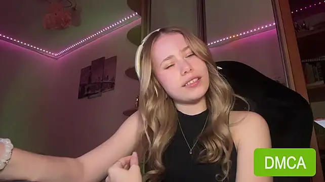 צ'אט XXX בשידור חי של Aurorain