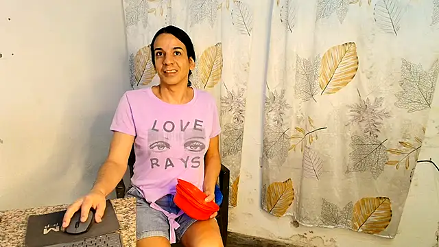 Chat +18 de Oh_Tique ao vivo