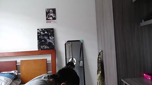 Taylor_DiamondBoyn Live XXX chat
