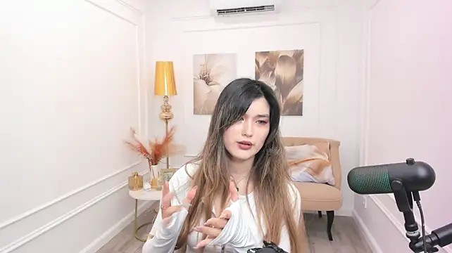 Chat +18 de AnneTLi ao vivo