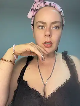 Stoned-baby69 - DILDO RIDE FROM BEHIND💦👅