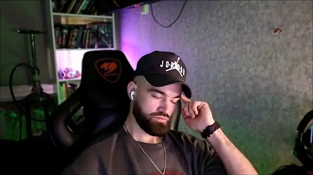 Chat XXX en directo de _Serious_Man