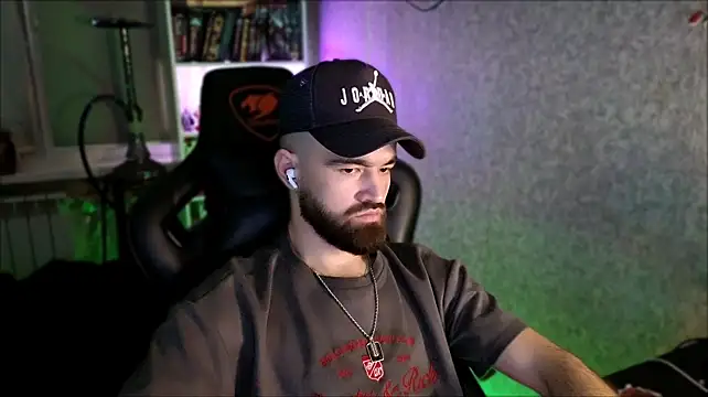 Živý XXX chat _Serious_Man