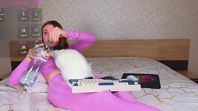 Cowell_Adelina - show pussy