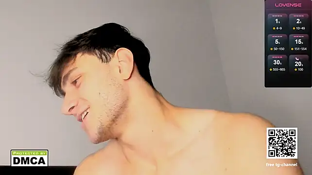19_david_19 Adlı Modelin Canlı XXX Sohbeti