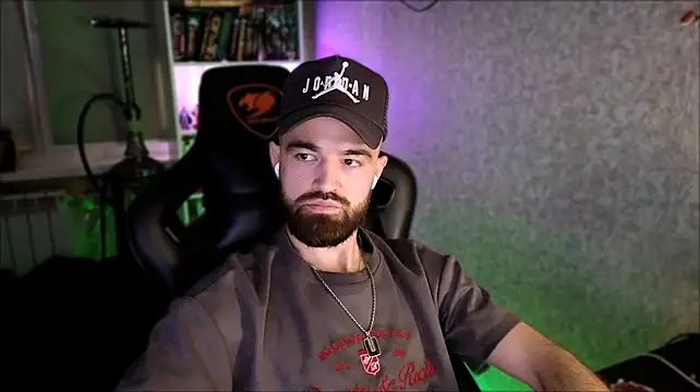 Онлайн чат XXX _Serious_Man