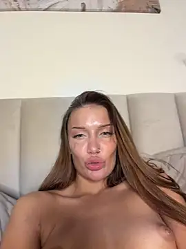Molly_Miles - Fuck my pussy with a dildo