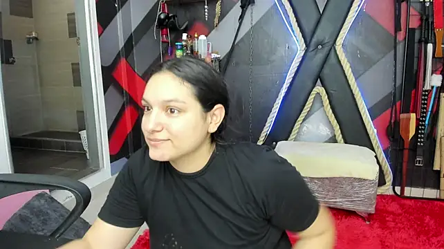 SUBMISSION_BDSM - XL dildo in the vagina