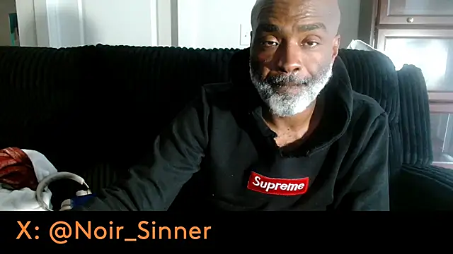 sinnernoir's Live XXX Chat