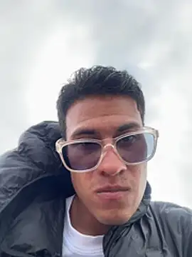 TavoHot_ Live XXX Chat