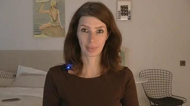 WhiteQueen888's Live XXX Chat