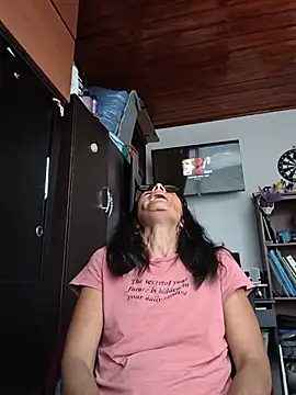 XXX chat uživo modela Mari_lust