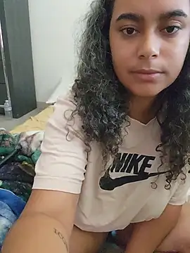 cinnaminnie's Live XXX Chat