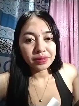 xxseducemaexx Adlı Modelin Canlı XXX Sohbeti