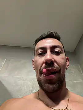 Chat XXX en directo de dantedesirexx