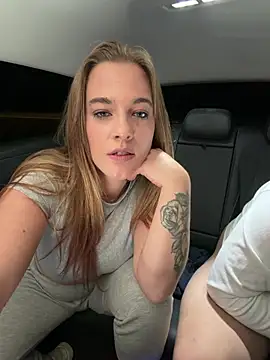 Luna_Lynn Live XXX-chat