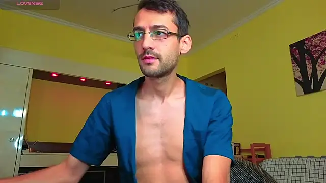 HungEddy Live XXX Chat