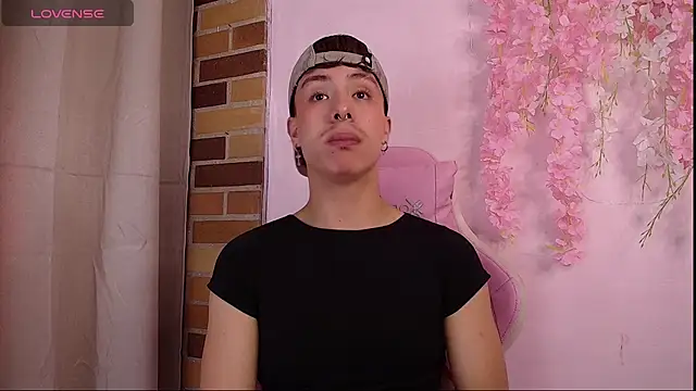 Zadquiel__ Chat XXX in diretta