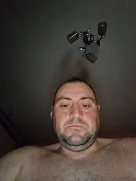 StrictBobby Live XXX Chat