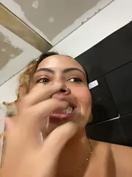Chloe_Leaozinho - Squirt 💦💦