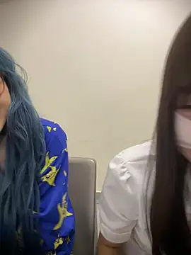 Rocket-Girl's Live XXX Chat