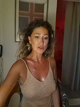 CelynaRoss 现场XXX聊天