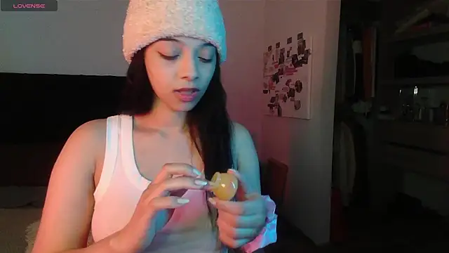 Jasmine_019's Live XXX Chat