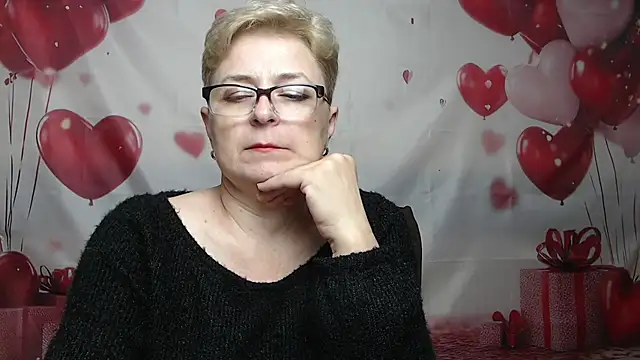 EmiliaGree Live XXX-Chat