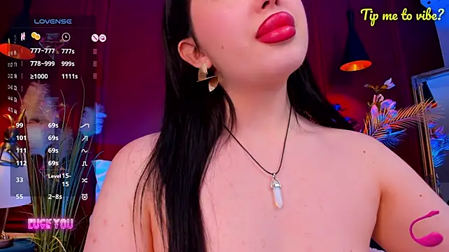 Mayzzie - make me naked and wet