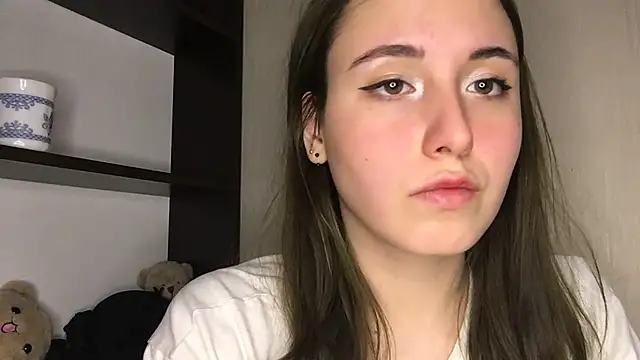 AlizaTewes - flash tits