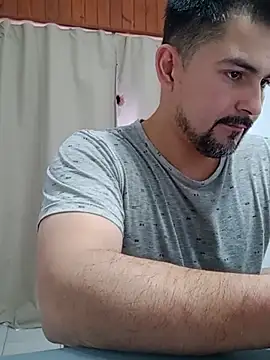 Bradd_32 Chat XXX in diretta