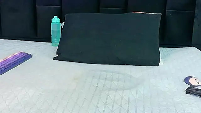 Thinsamathagirl - Squirt show + Dildo