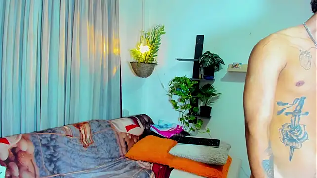 Chatroom XXX en direct de Boy_Leon_X