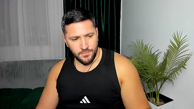 Chat +18 de Gold_Alpha_Boy ao vivo